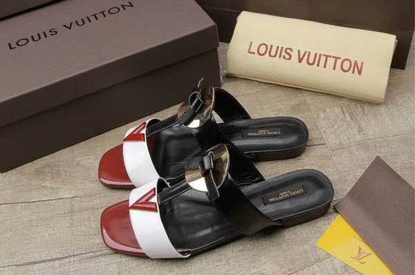 LV Slippers Women--007